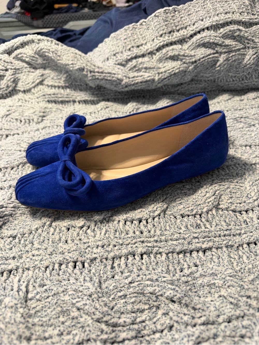 Gianni Bini Cobalt Blue Suede Bow Flats - Picture 2 of 4
